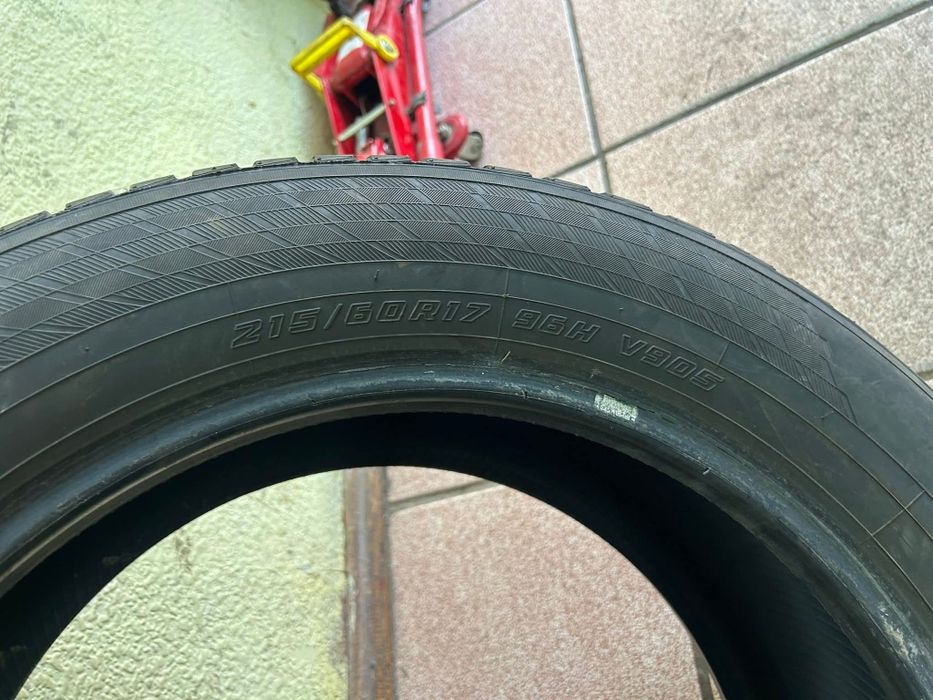 Гуми YOKOHAMA 215/60/17 х3