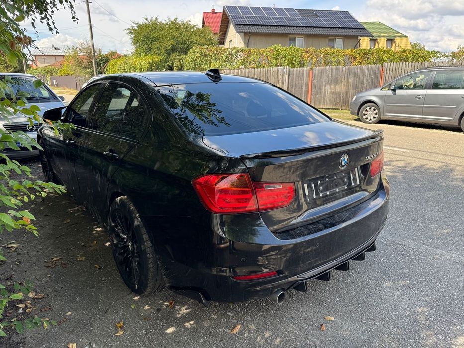 Piese bmw f30 f31 320D 2012 184 HP n47 cutie automata model luxuri tapițerie piele scaune încălzite navigație mare jante r18 PDC climatronic