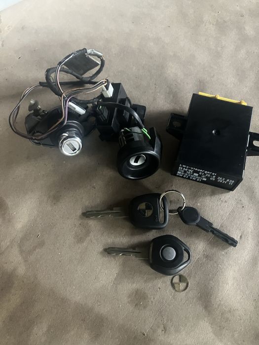 Личинки замка на bmw