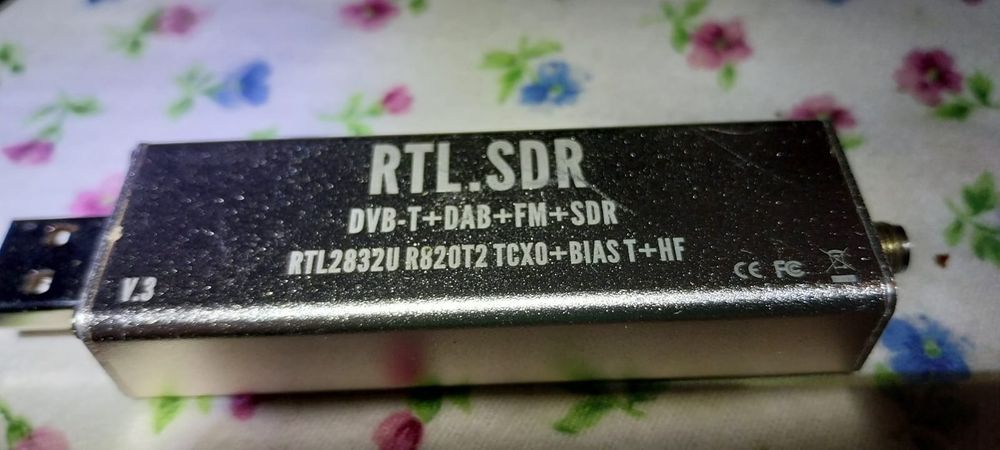 Dvb -t  dab fm sdr
RTL2832U R820T2 TCXO+BIAST+HF
DVB-