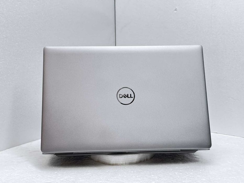реновиран Mobile Workstation Dell Precision 3561 15.6" i7-11850H 32GB 1020 клас А Гаранция