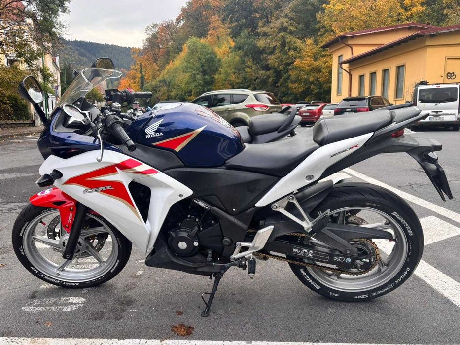 Honda CBR250R ABS (2011)