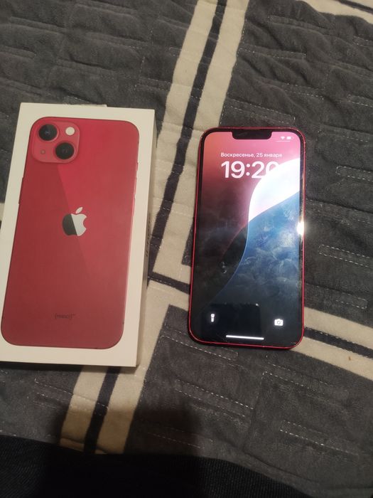 Apple Iphone 13 red