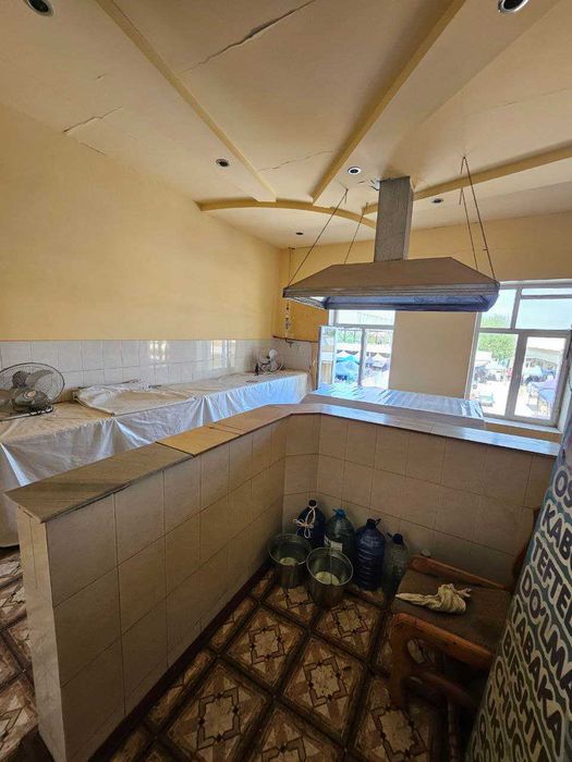 Станция бозорида 3 каватли магазин сотилади