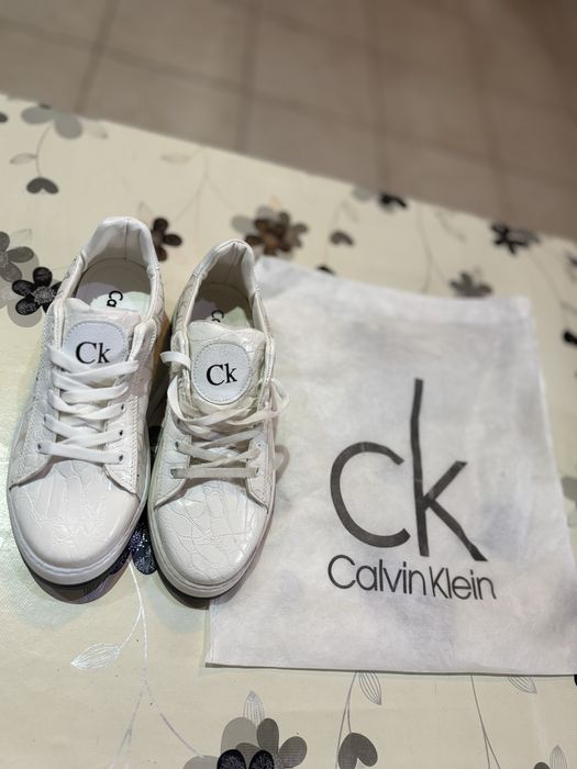 Обувки Calvin Klein