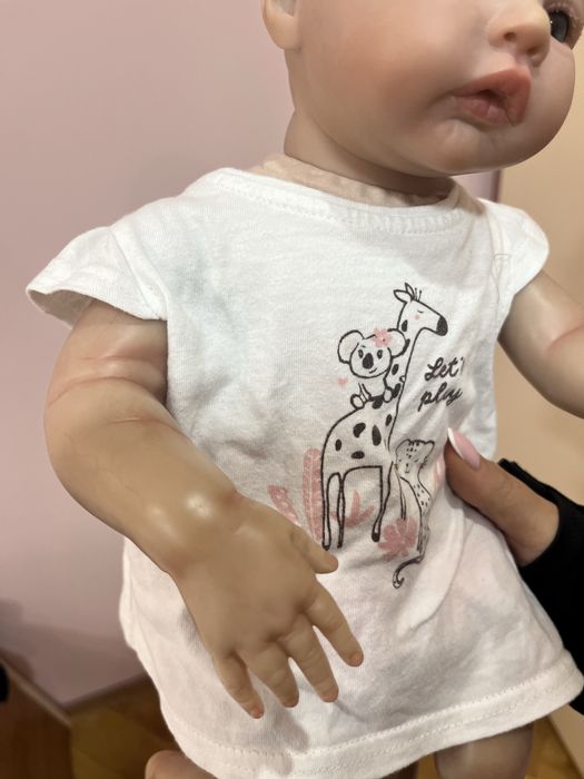 Реалистично бебе
