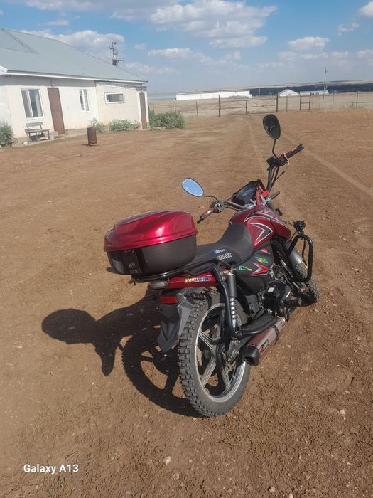 Продам мотоцикл альфа спарк 125 кубов.
