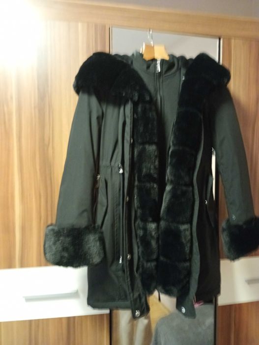 Зимно палто - парка черен цвят