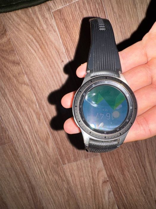 Продаю Samsung watch