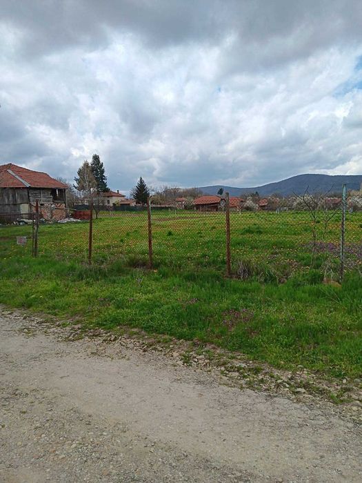 Парцел в село Сенник - 2 парцела