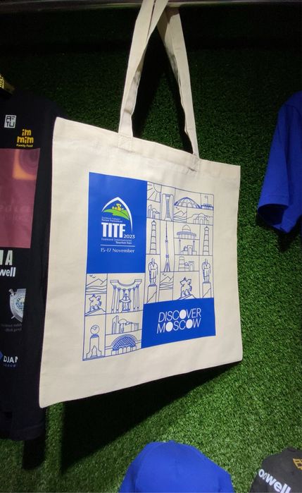 Futbolka kepka ruchka bloknot pechat