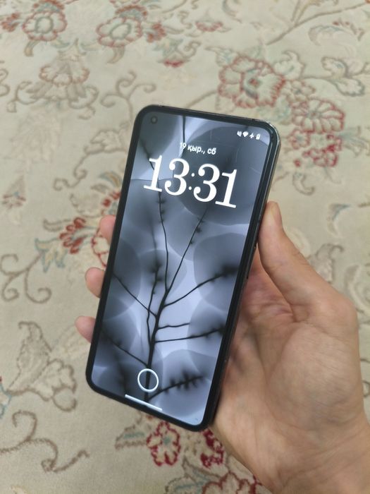NOTHING phone 1 8/256 обмен/сатылады
