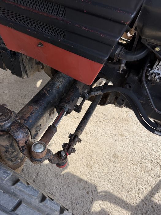 Tractor Universal 453