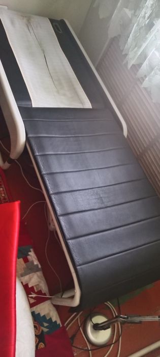 Продам кровать серагем последний модели.