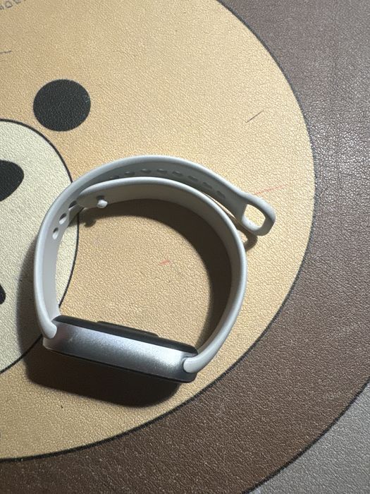 Продам часы Xiaomi Smart Band 9