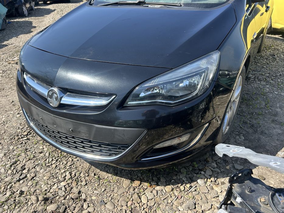 Punte spate Opel Astra J hatcback 2014