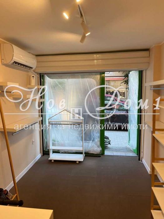 Дава се под наем Офис в Варна, Лятно кино Тракия - 18 кв.м за 255 € - Снимка #1