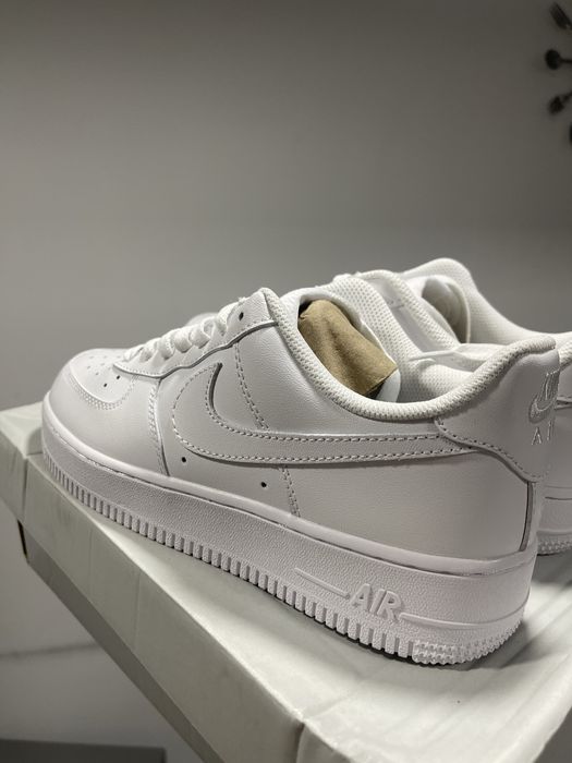 Nike Air Force 1 Low Triple White