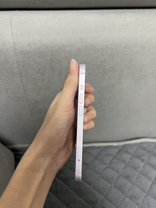 Айфон 14 в идеальном состоянии