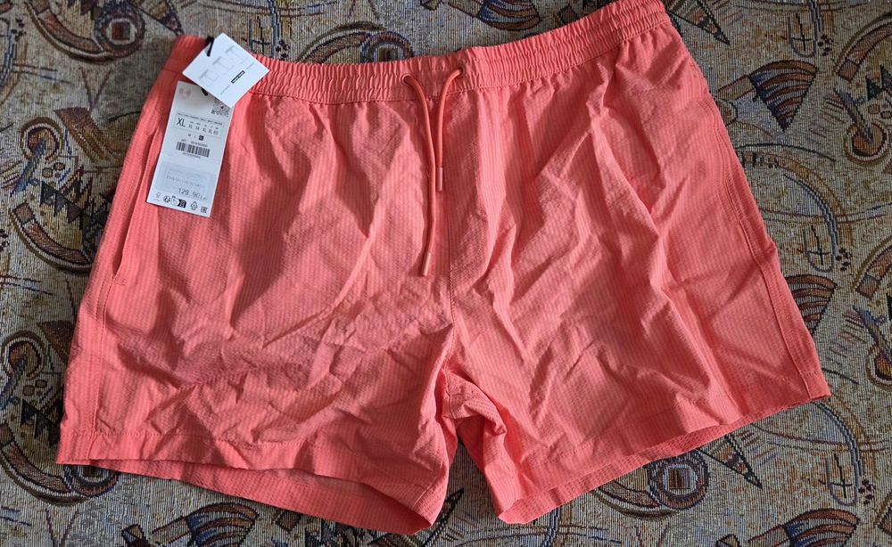 Pantaloni scurți Zara noi