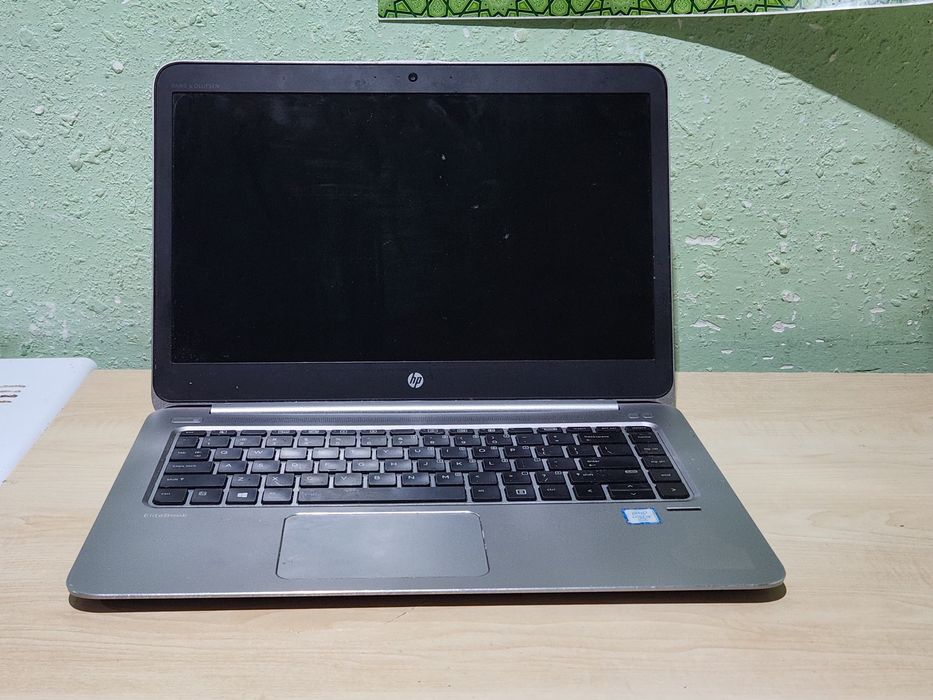 Nootbook HP core5 SSD 10 marta kuchaytirlgan ogir programmalar kotarad