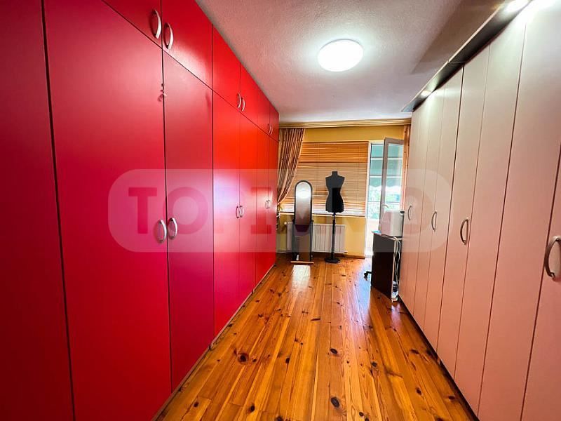 Продава се Къща в с. Рогачево, Област Добрич - 400 кв.м за 1300 €/кв.м - Снимка #11