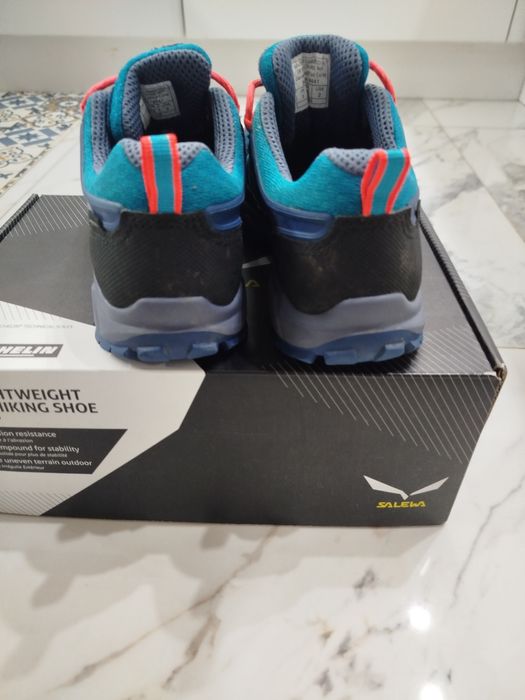 Детски обувки Salewa номер 33