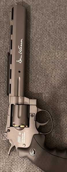 Revolver Dan Weasson