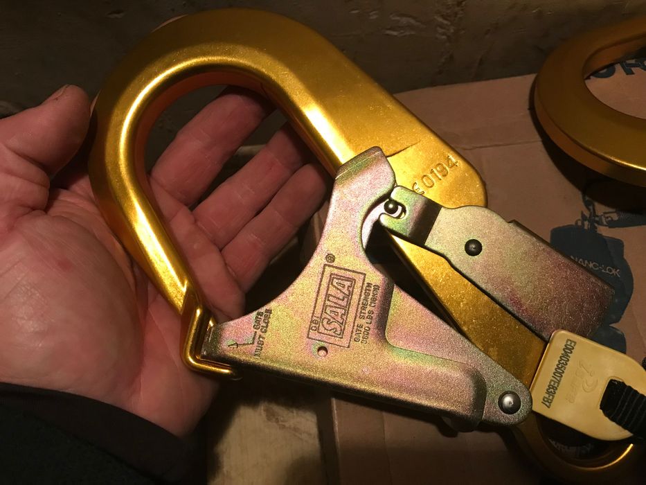 Алпинизъм ,сбруя SALA Nano Lok  кинетично въже за