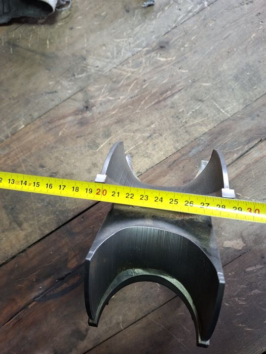 Raza mare  jumătate de cerc