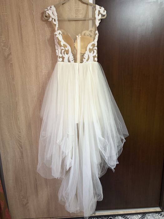 Rochie alba de seara