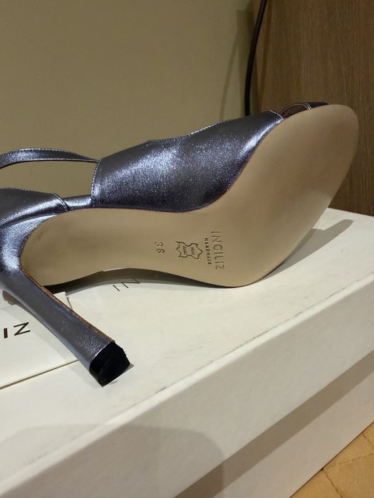 Сандали Ingliliz