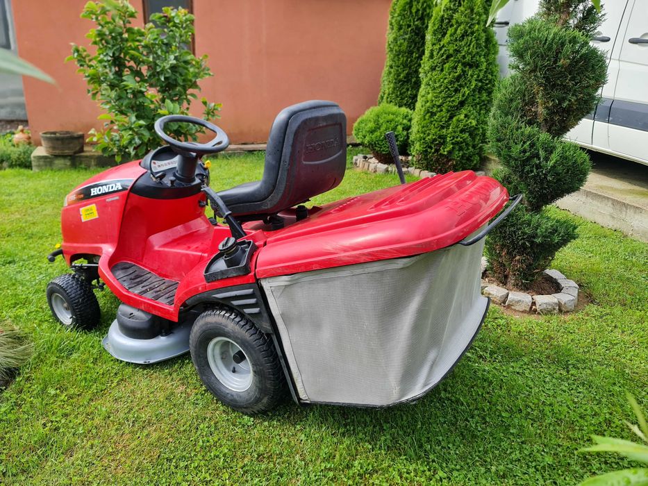 тракторна косачка HONDA 2315 V-TWIN