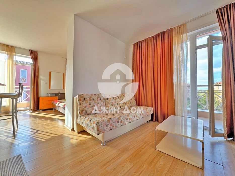 Продава се Двустаен апартамент в к.к. Слънчев бряг - 49 кв.м за 858 €/кв.м - Снимка #2