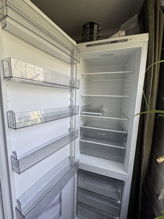 Продам холодильник Атлант