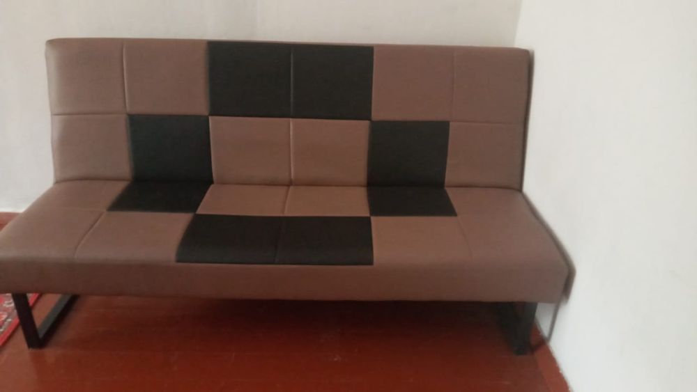 Продам диван в отличном состоянии