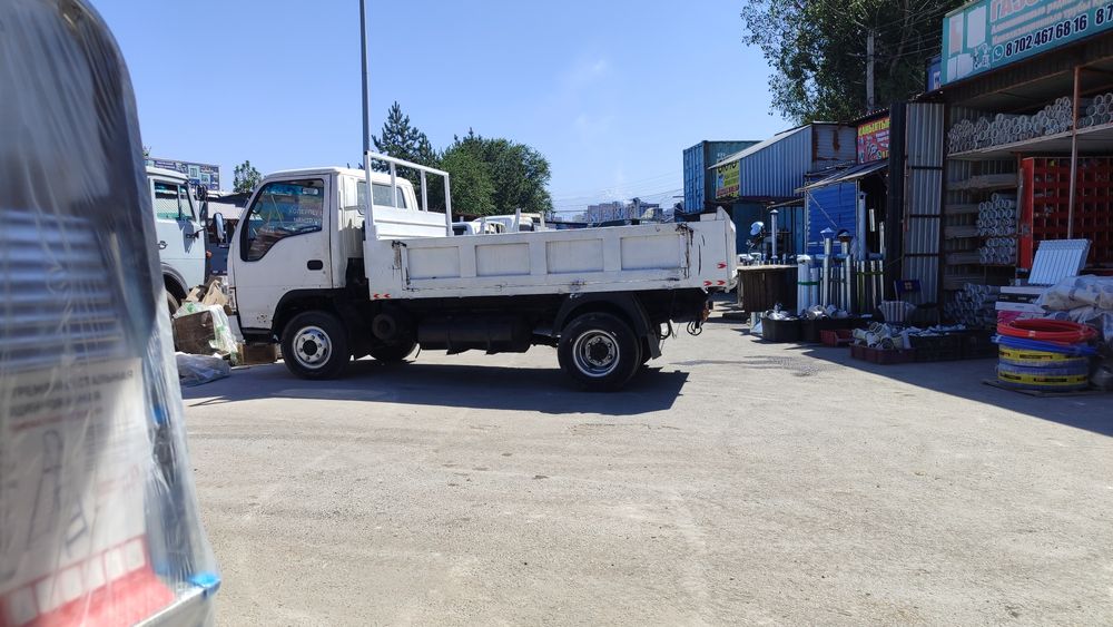 Грузоперевозки / Переезды / Доставка