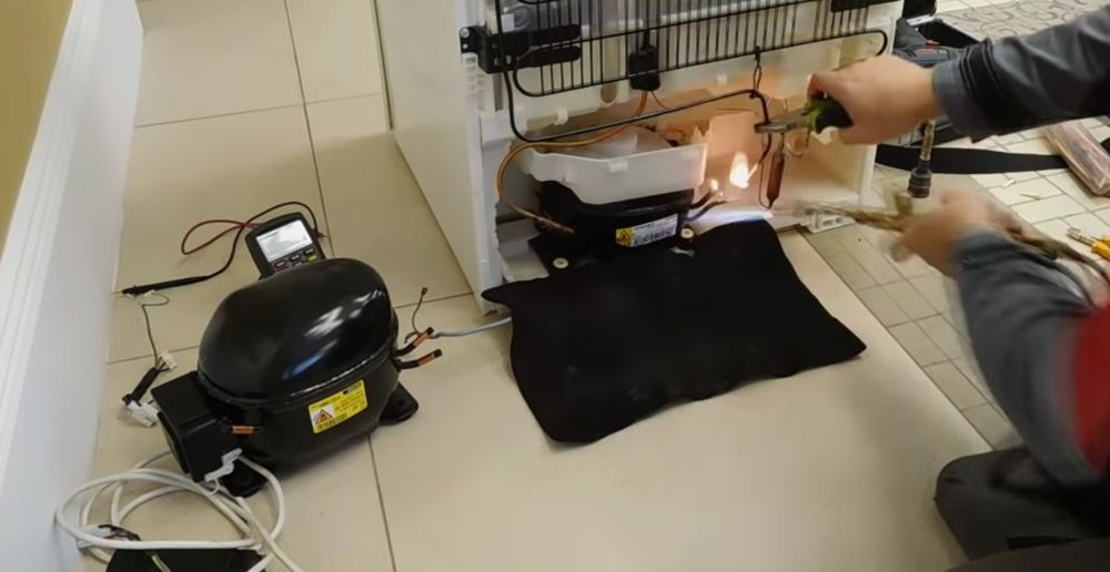 Ремонт холодильников