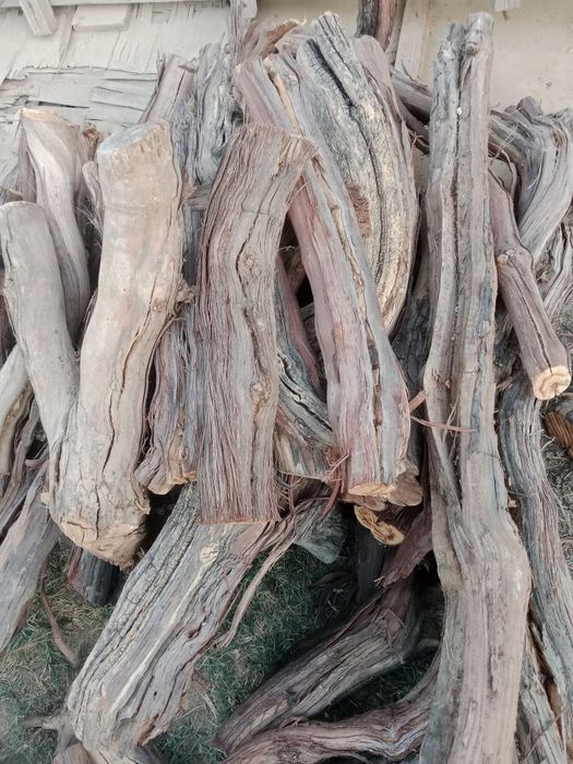 УТИН сотилади копланган мевали дарахтлар утини 15, 20, 25см кесилган