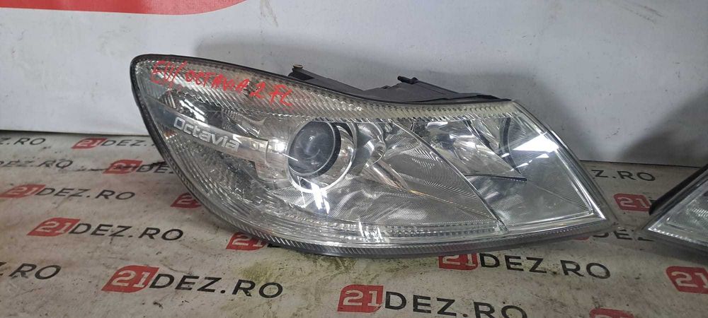 Faruri / Far stanga , far dreapta pentru Skoda Octavia 2 Facelift , de Europa , pretul afisat este per bucata