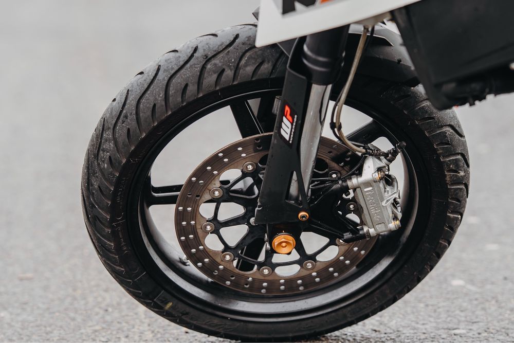 KTM 690 SM Prestige