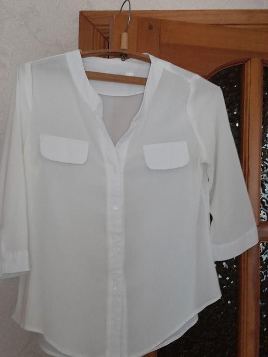 Продам кофты с рванками новые