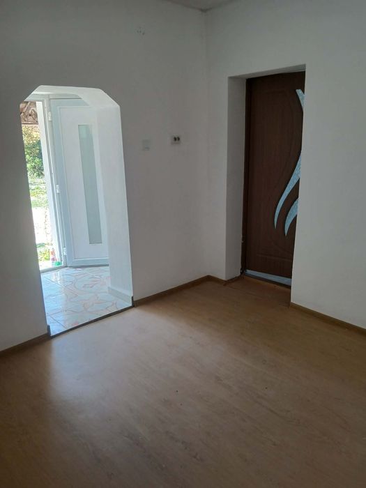 Vand casă în comuna Salard