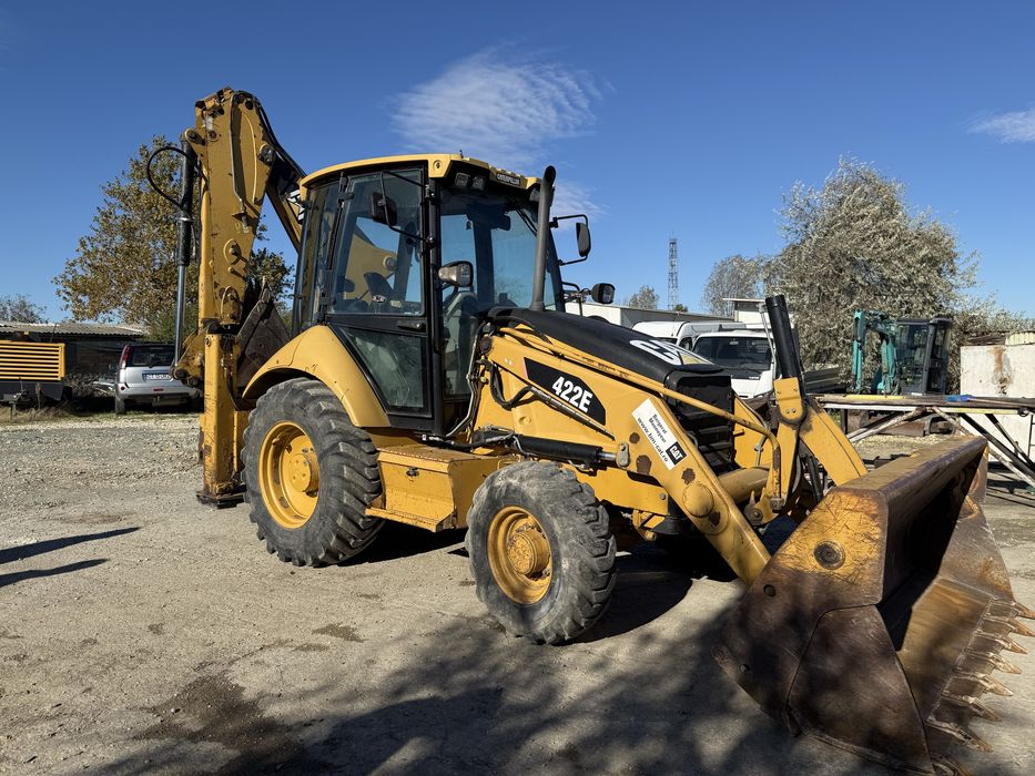 Buldoexcavator Caterpillar 422E 2010