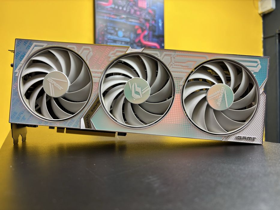 Продам мощную RTX 4060 Ti 8Gb Igame