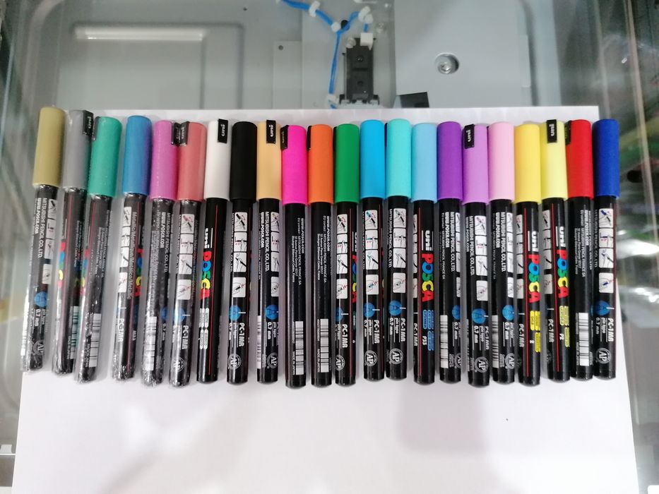 Акрилни маркери "POSCA"