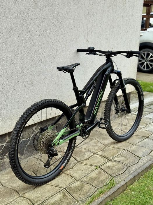Bicicleta electrica Raymon / 2025 / 720 Wh