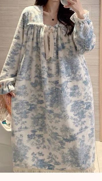 Сорочка тёплая . Флисовая.