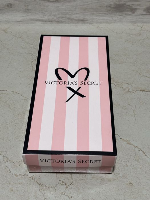 Покет и коробки подарочные