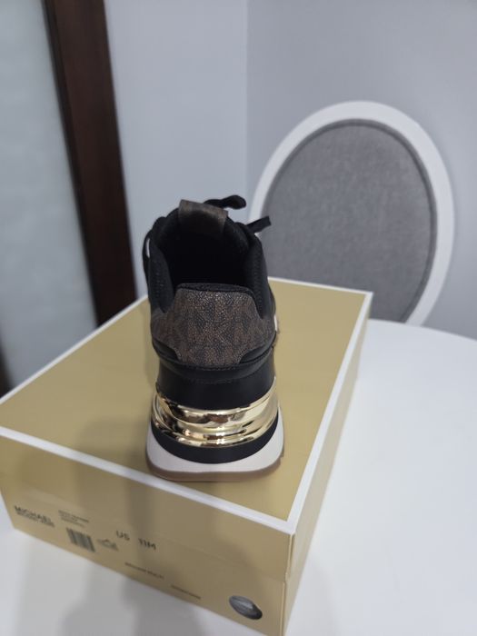 Adidasi Michael Kors